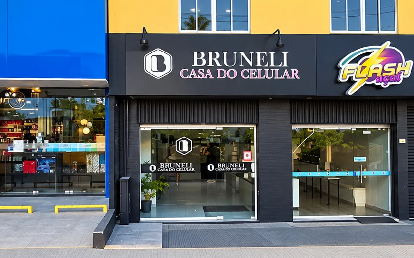 Fachada oficial da loja Bruneli Casa do Celular no bairro BNH, em Cachoeiro de Itapemirim